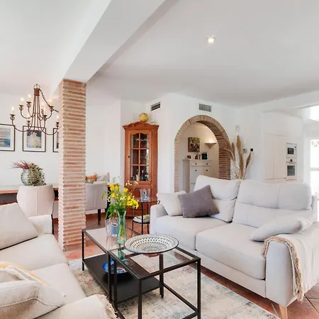 Costabella Villa *
